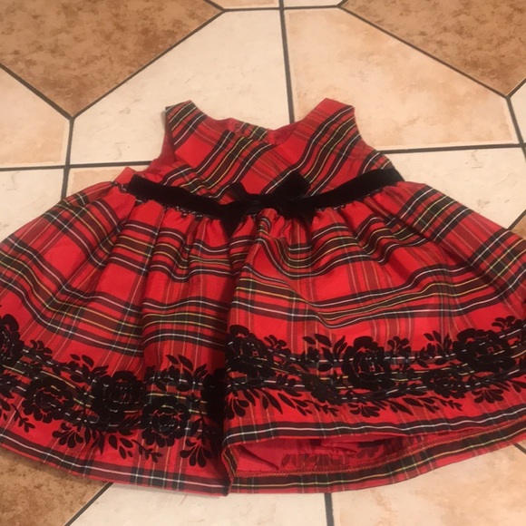 Good-lad red plaid Christmas baby girl dress size 6 months - Picture 2 of 9